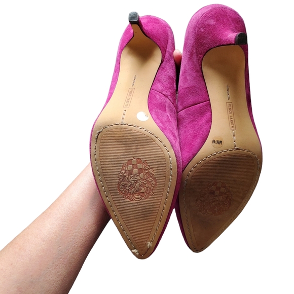 Vince Camuto purple faux suede 2½" heel shoes. 10M - Picture 4 of 10